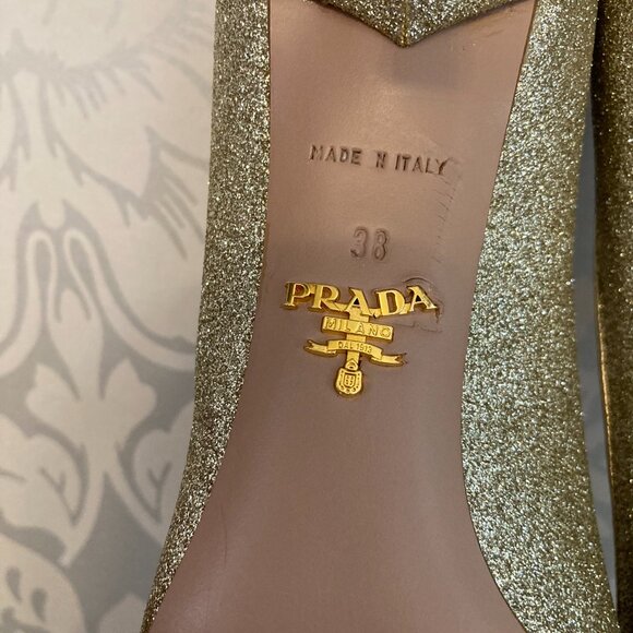 PRADA GOLD METALLIC GOLD KITTEN HEEL SHOE SIZE 38 RETAIL $ 1250.00 - Picture 9 of 10